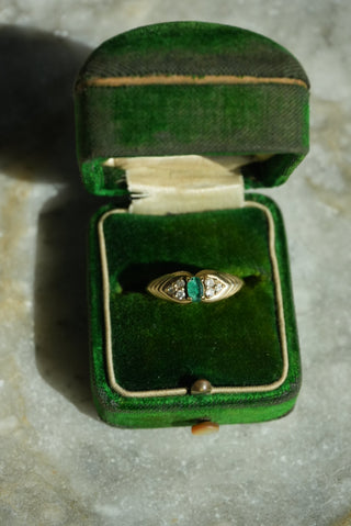 14k Emerald & Diamond Ring