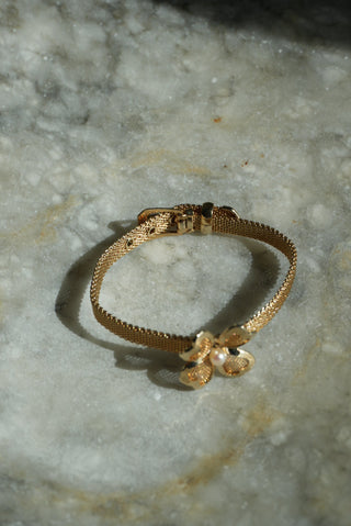 GOLDEN CLOVER