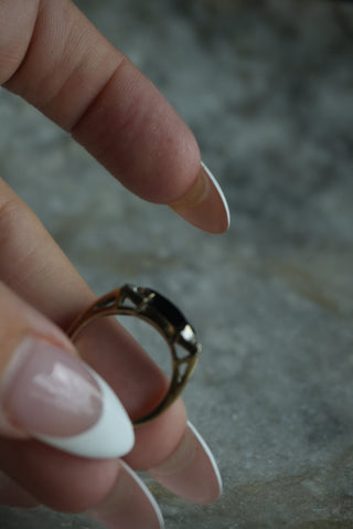 10K ONYX RING