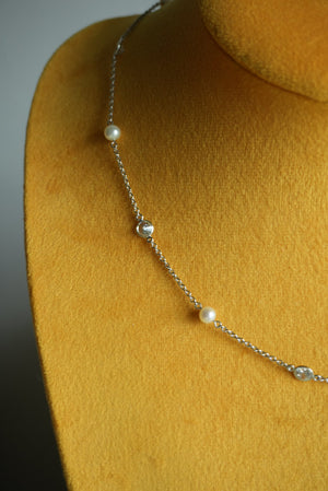 POLKA DOT CHAIN