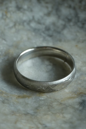 BRUSHED BANGLE