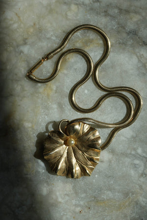 LILY LEAF