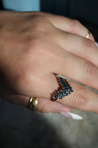 14K SAPPHIRE CHEVRON RING