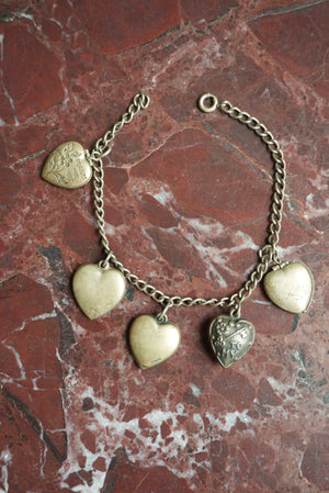 ADAs LOCKET