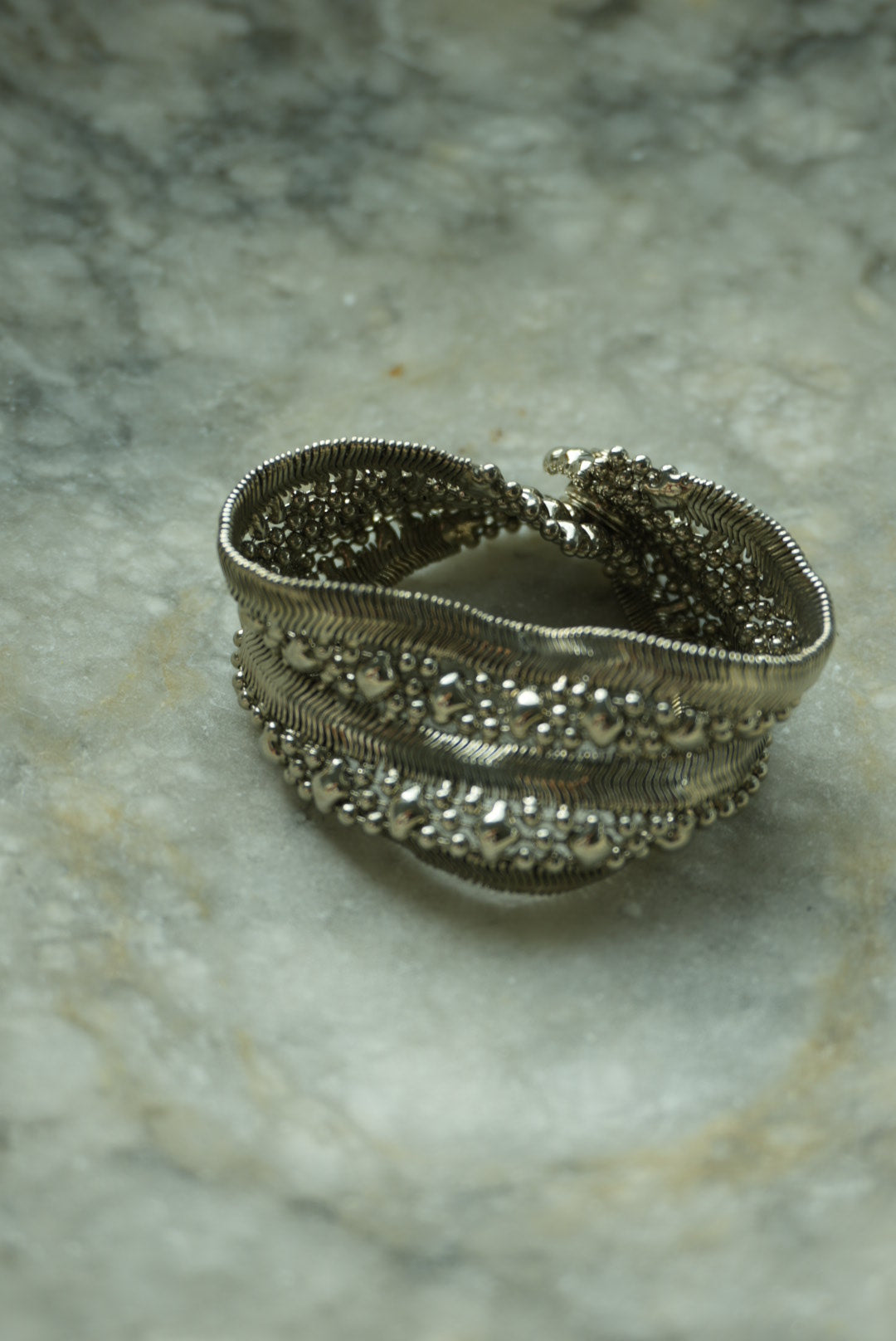 LIQUID CUFF