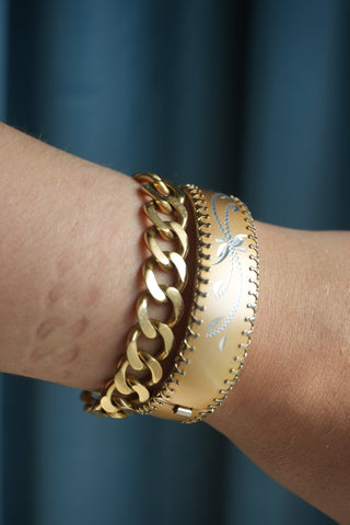 VINTAGE STITCH BANGLE