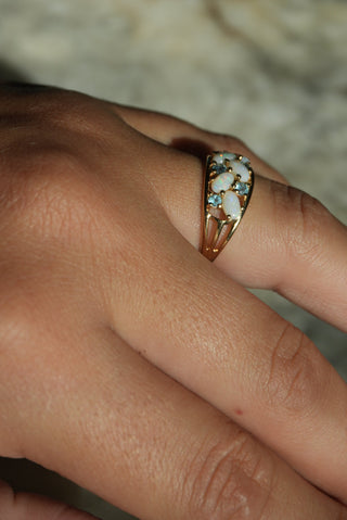 14K OPAL CLUSTER RING