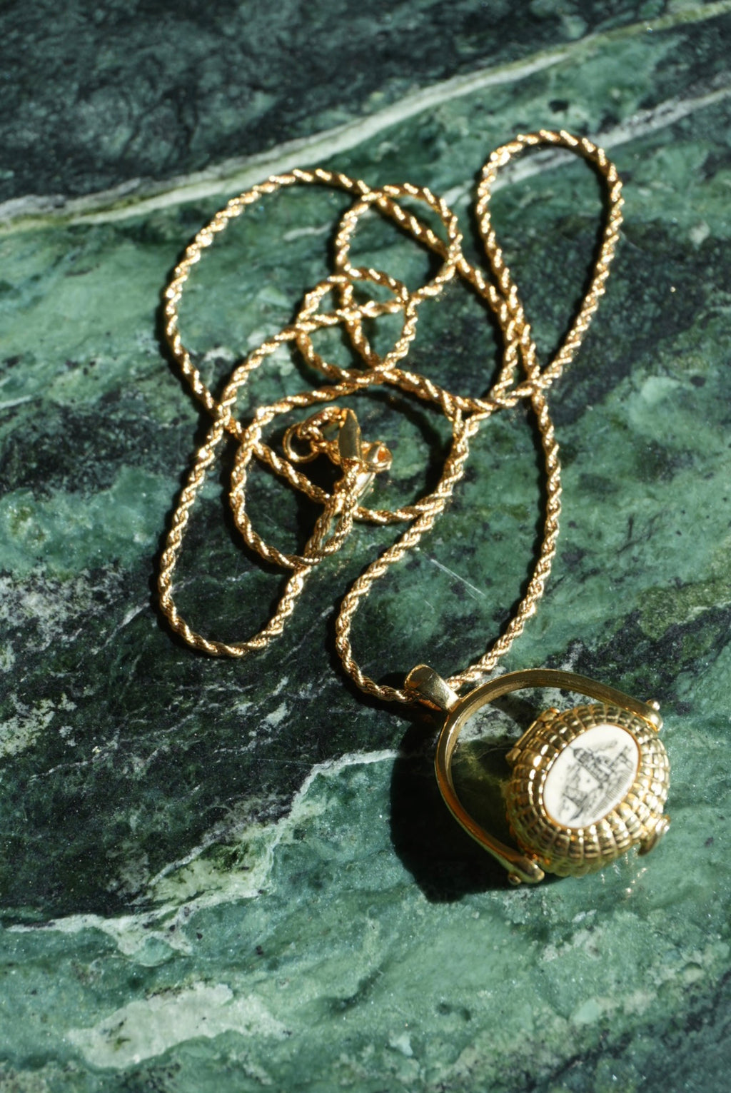 NANTUCKET BASKET NECKLACE