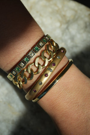 BANGLE BRACELET