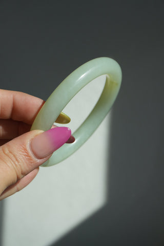JADE BANGLE