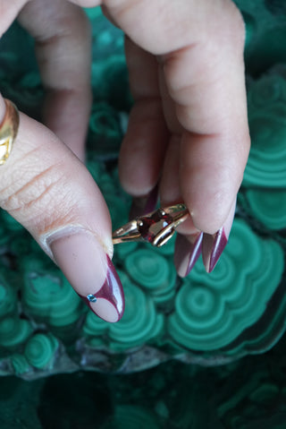 GARNET HEARTS SZ 8.5