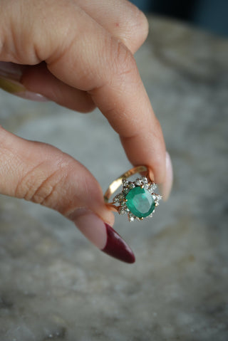 14K EMERALD & DIAMOND RING