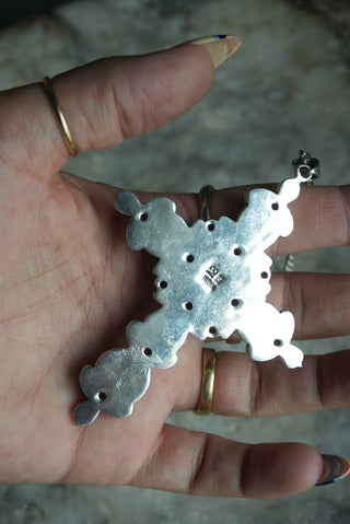 VINTAGE CROSS NECKLACE