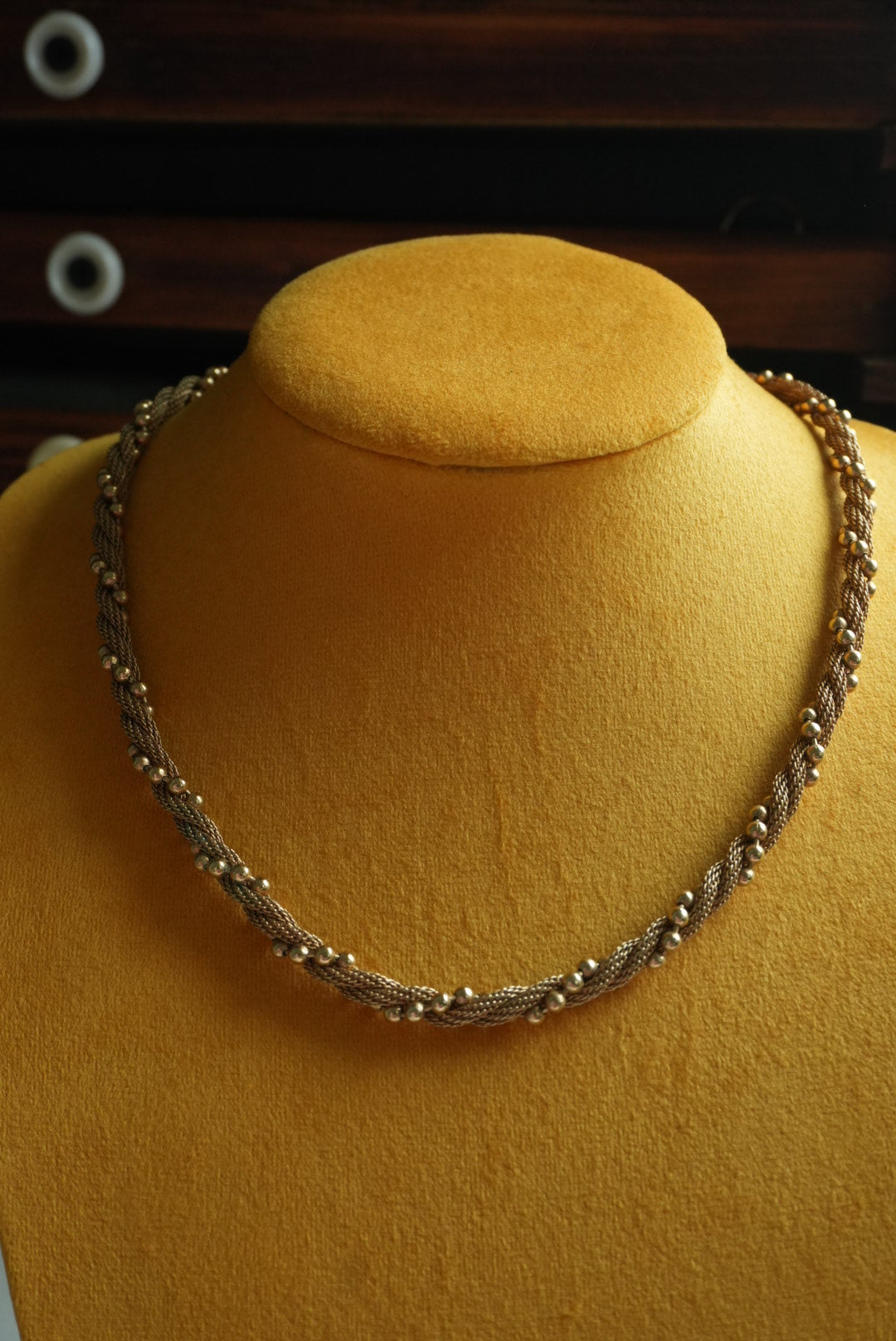 VINTAGE DOUBLE WRAPPED CHAIN