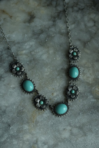 ANTIQUE STERLING PETAL CHOKER