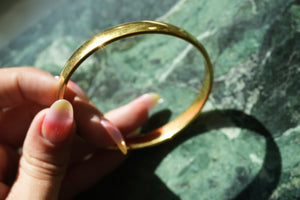 GOLDEN MIRROR BANGLE