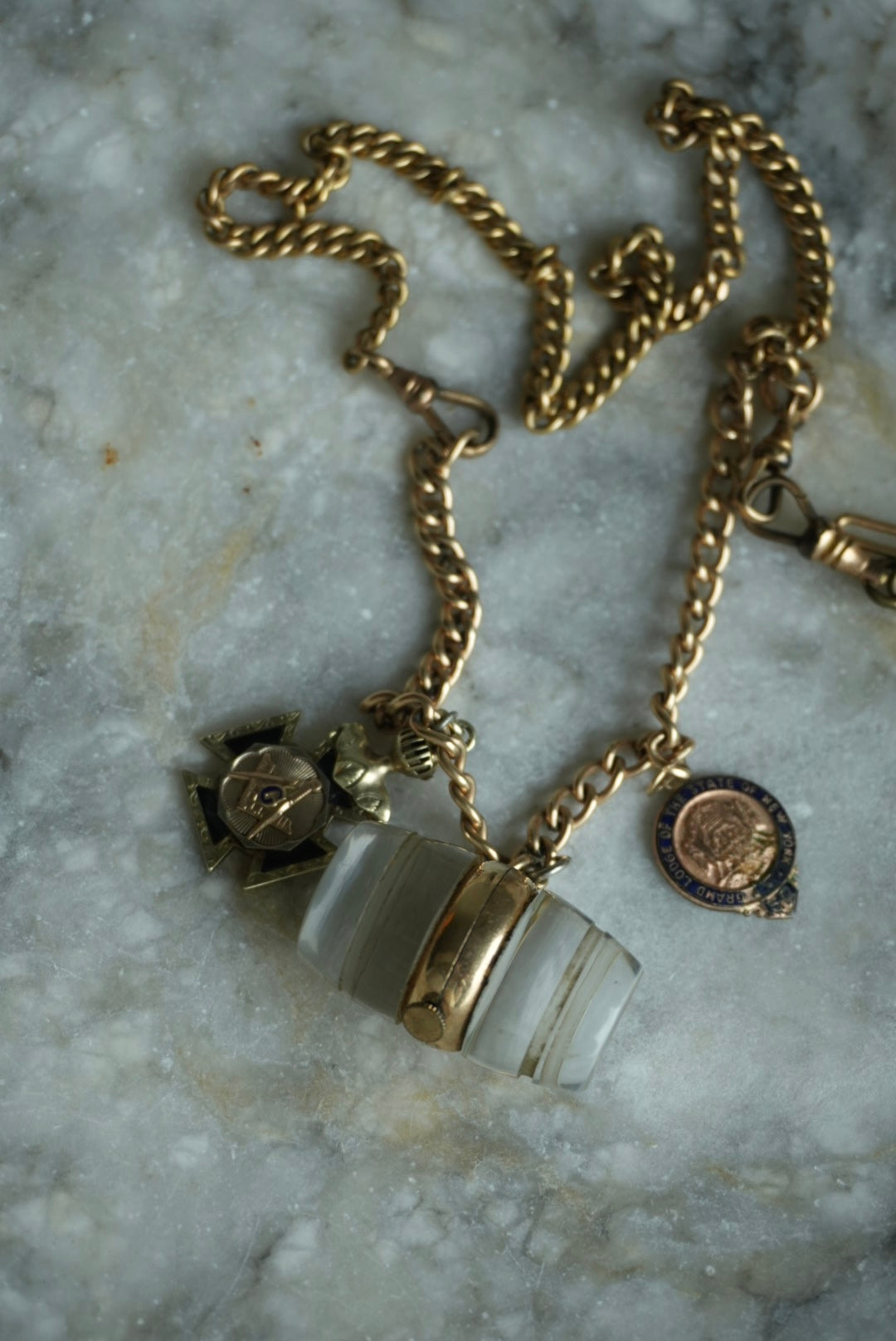 NEW YORKERS WATCH CHAIN