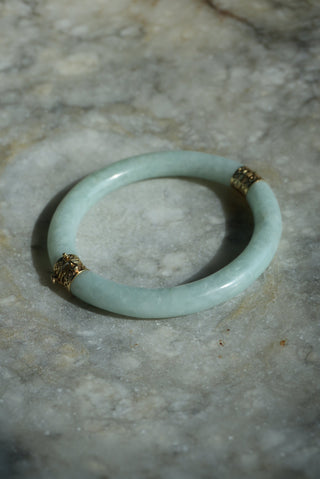 14K JADE BANGLE
