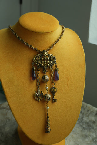 HEARTFELT BROACH