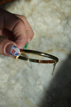 BANGLE BRACELET