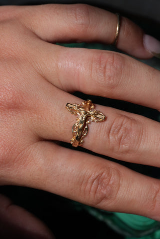14k Crucifix Ring