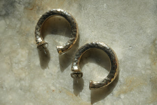 HAMMERED HOOPS
