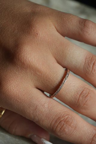 10K ROSE GOLD DIAMOND BAND
