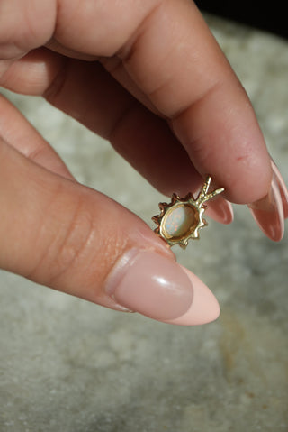 14K OPAL PENDANT