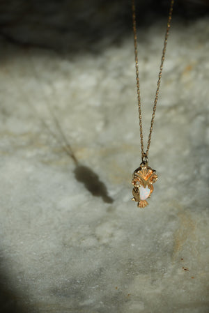 1970s GOLDEN OWL NECKLACE
