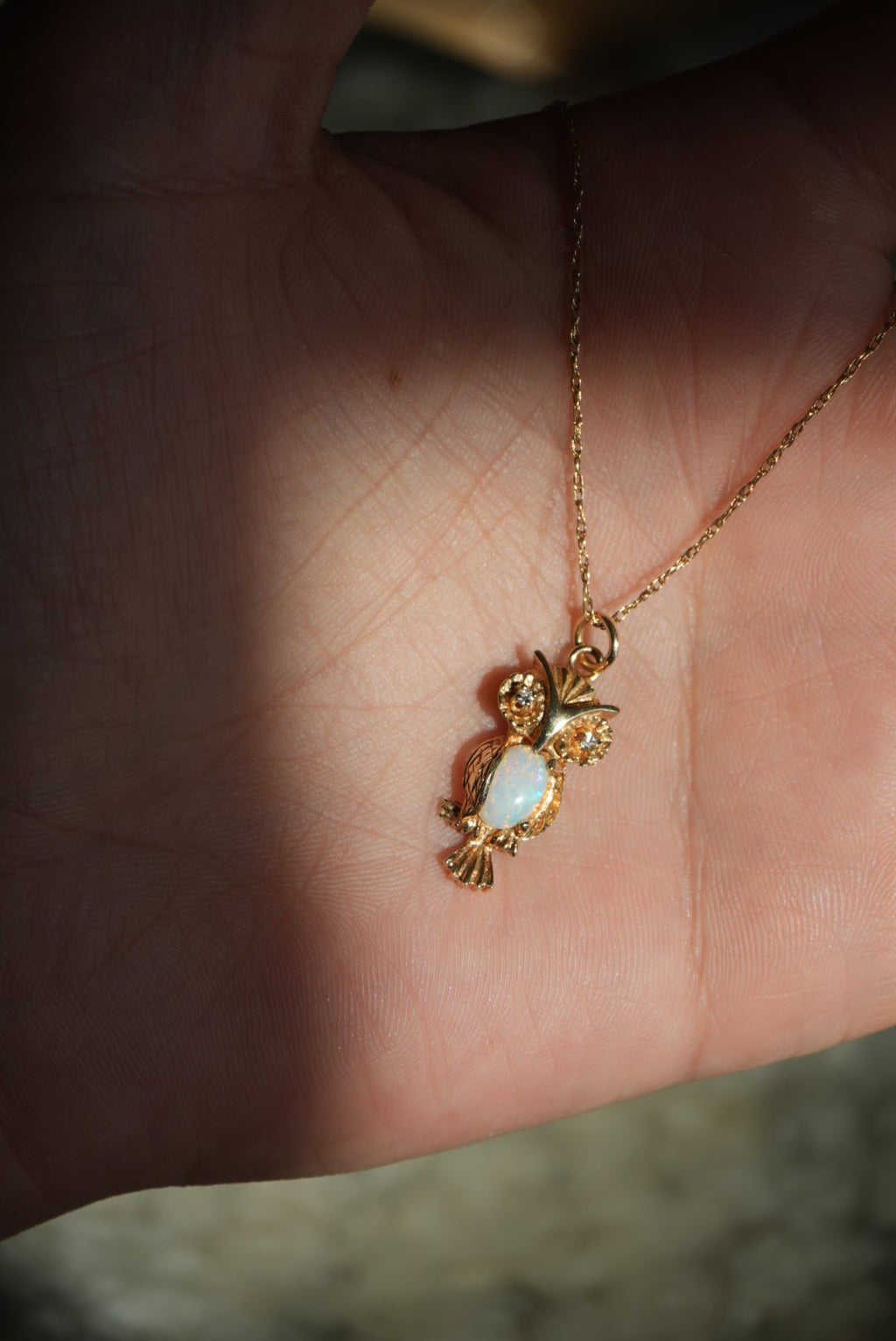 1970s GOLDEN OWL NECKLACE