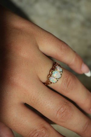 ART DECO OPALS