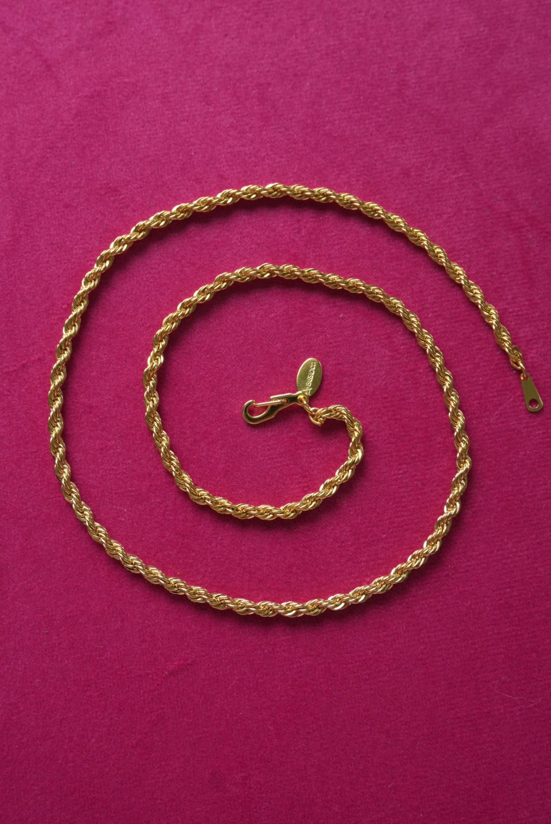 VINTAGE GOLD ROPE CHAIN