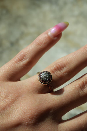 ANTIQUE RING