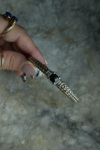 MIDNIGHT STONE - JAI JOHN HARDY BANGLE BRACELET
