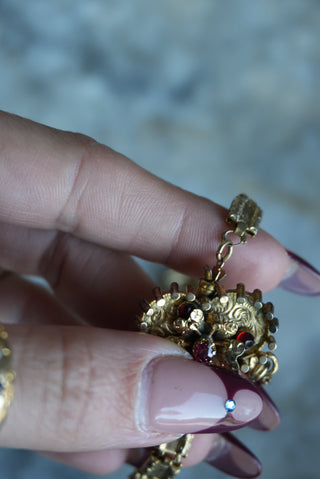 RARE VICTORIAN CLOVER