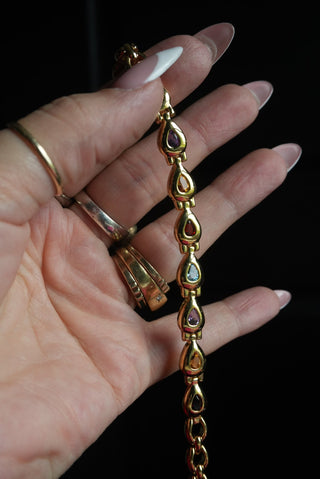 Juicy Drops - Goldtone Gemstone Bracelet