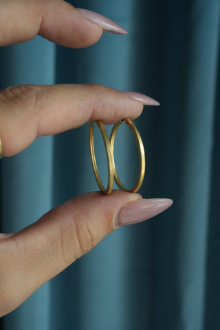 Golden Girl - Vermeil Classic Hoop