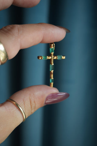 18K EMERALD CROSS PENDANT