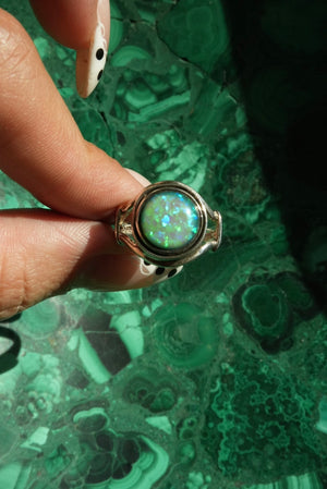 OPAL BUTTON RING SZ 7