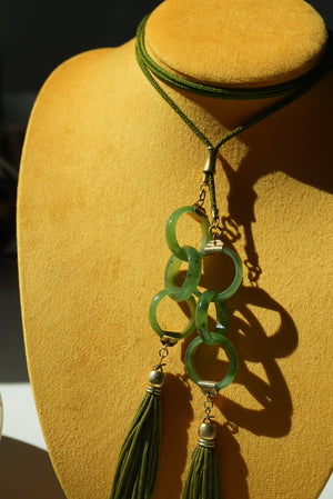 UNIQUE RARE JADE LARIAT