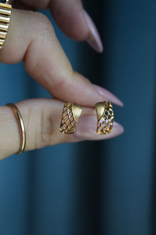 Mesh Well - Vermeil Stud Earrings