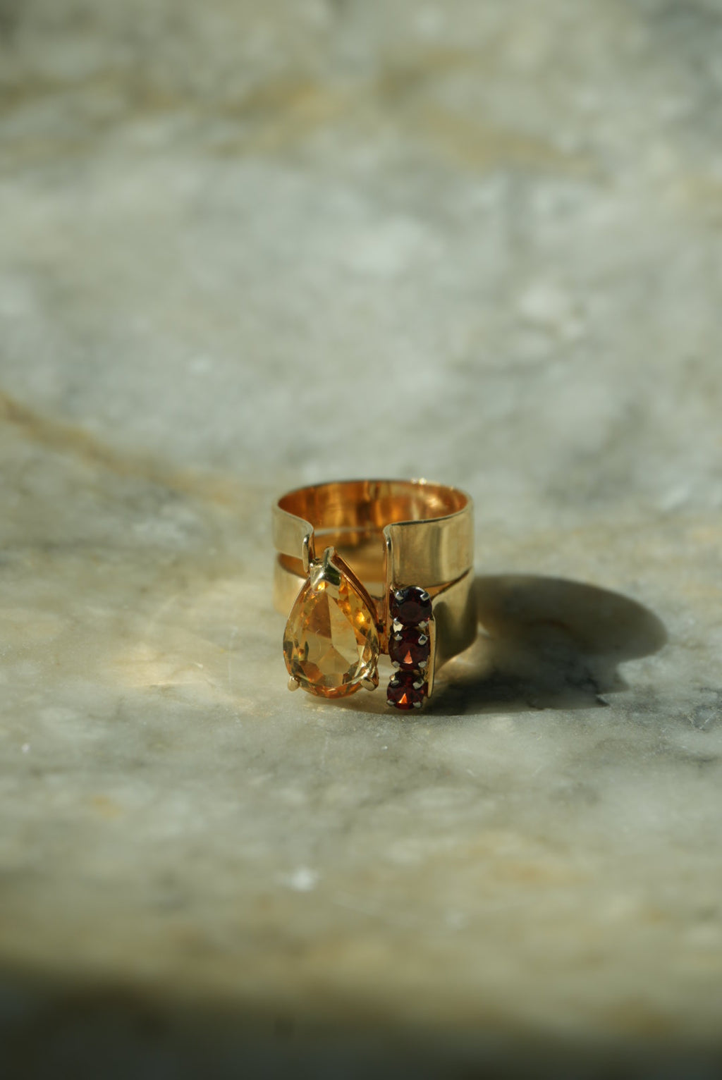 RARE VINTAGE RING