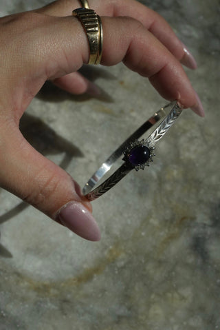 New Moon - Sterling Onyx Cabochon Bangle
