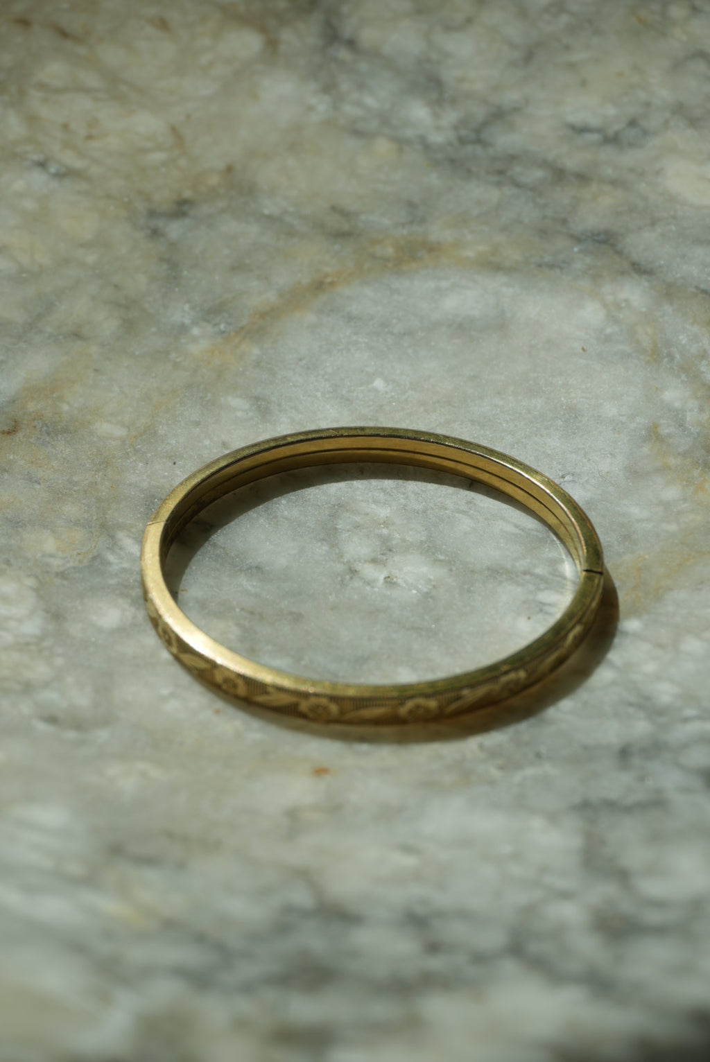 VINTAGE ETCHED GOLD FILL BANGLE