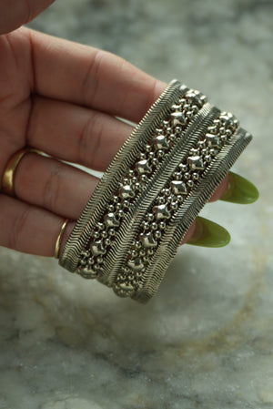 LIQUID CUFF