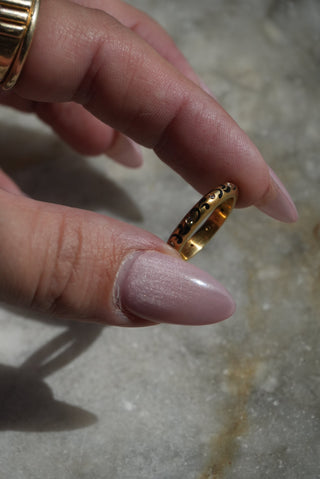 18k Vintage Enamel & Diamond Band