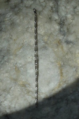 GREEK KEYS