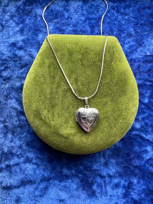 ETCHED HEART LOCKET