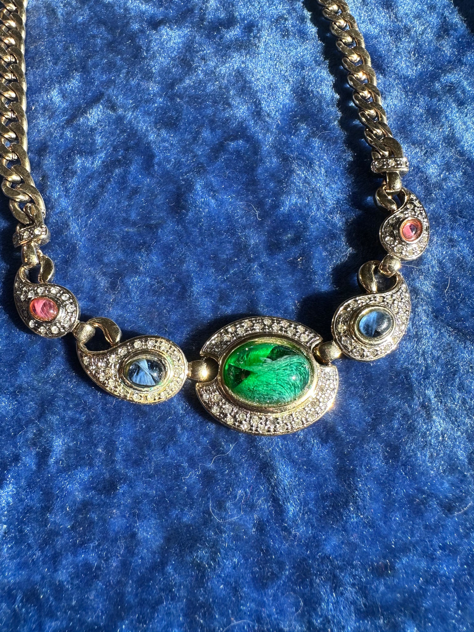 CABOCHON QUEEN