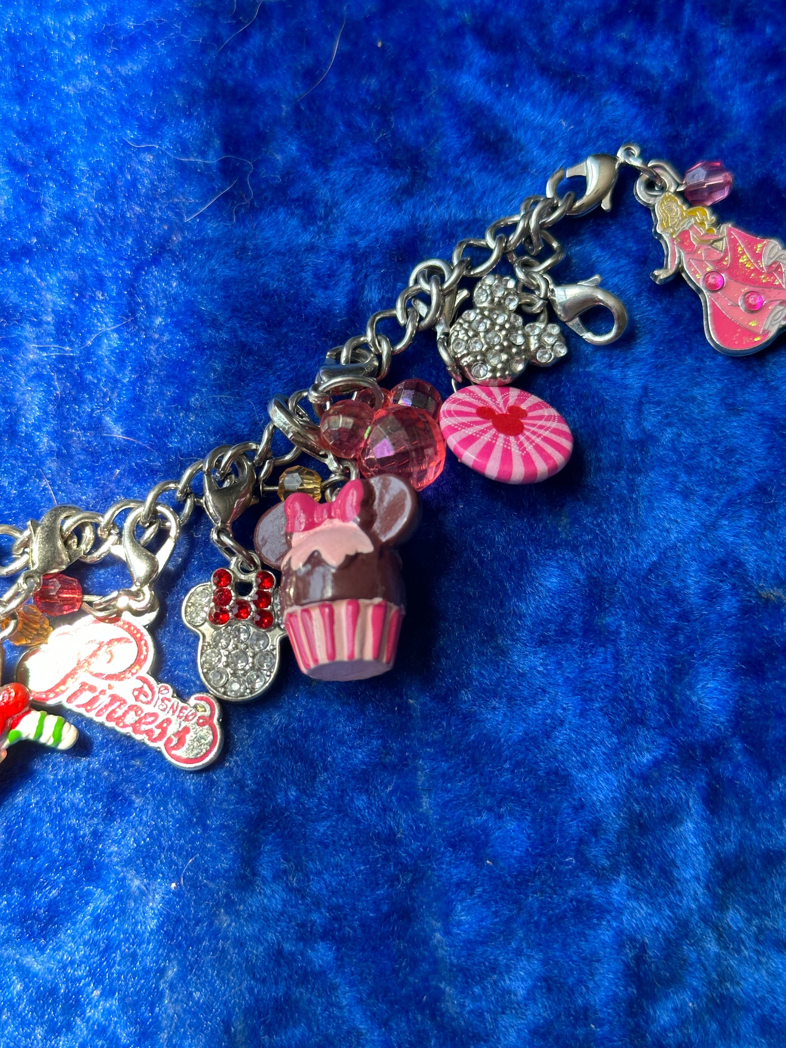 PRINCESS CHARM BRACELET